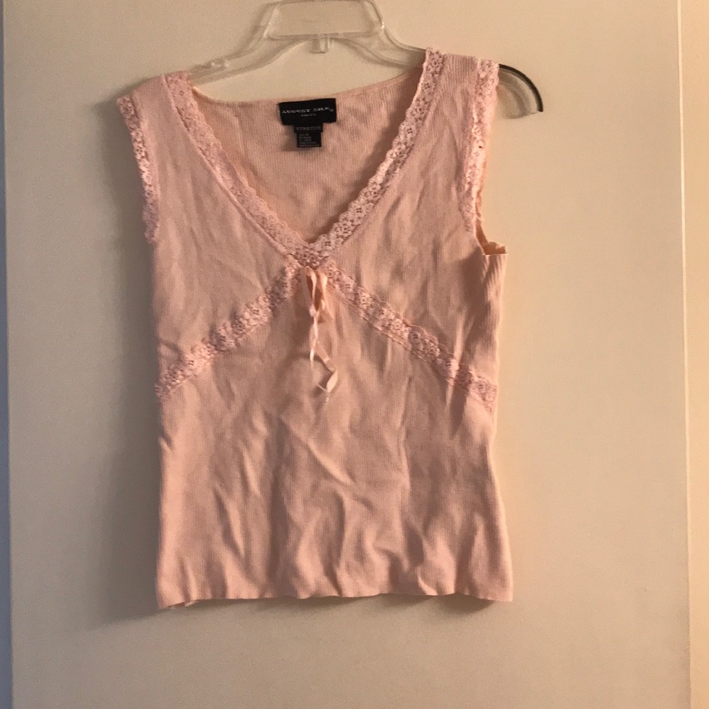 August Silk pink knit v neck sleeveless top
